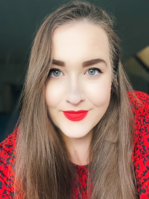 Portrait of Amanda Evans